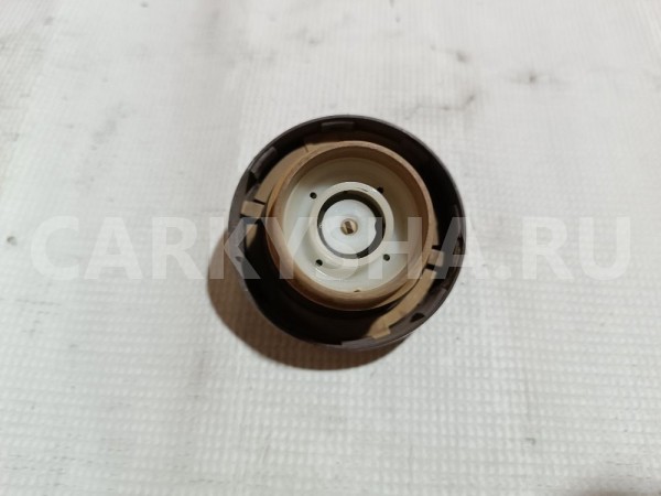 Крышка горловины бака топливного Mitsubishi Diamante 