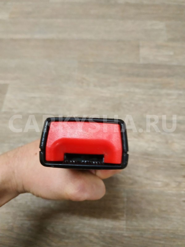 Ответная часть ремня безопасности Ford Focus 