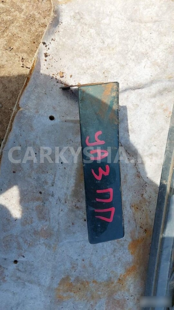 Накладка фары УАЗ Patriot I (2005—2012) УАЗ Patriot 