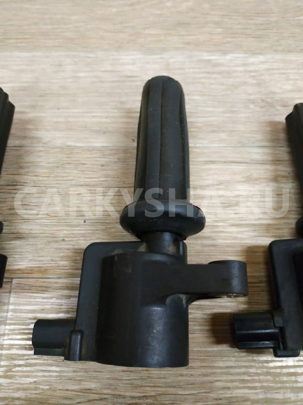 Катушка зажигания Jaguar S-Type 