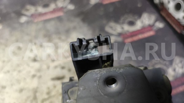 Замок багажника Форд Фокус 3 Универсал Ford Focus оригинальный номер 3M51R404B12