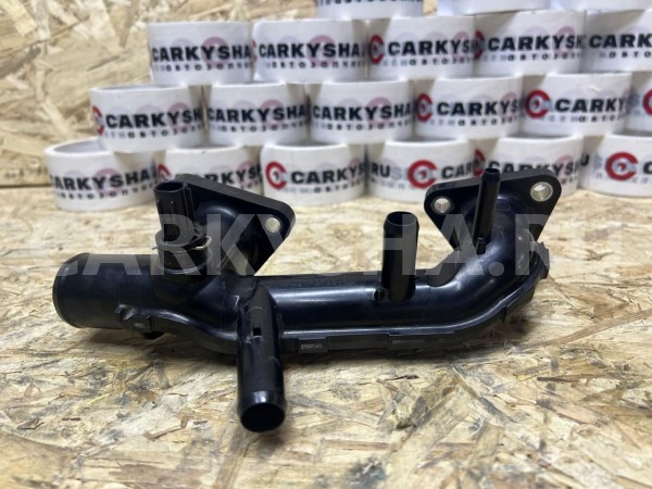 Фланец системы охлаждения Lexus RX IV Рестайлинг  оригинальный номер 16331-31250