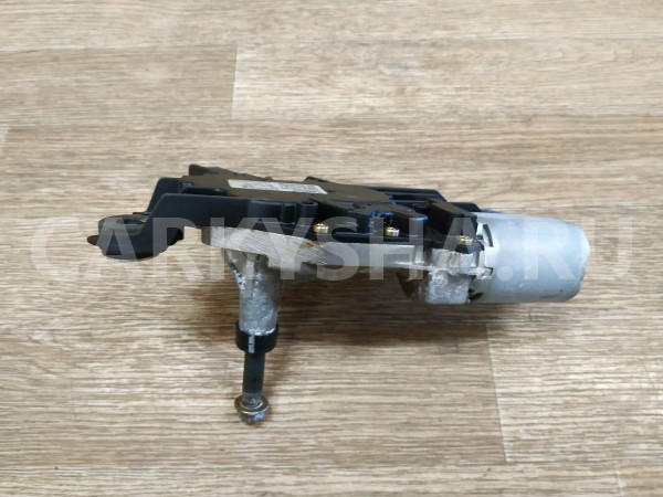 Мотор заднего стеклоочистителя Mazda 3 