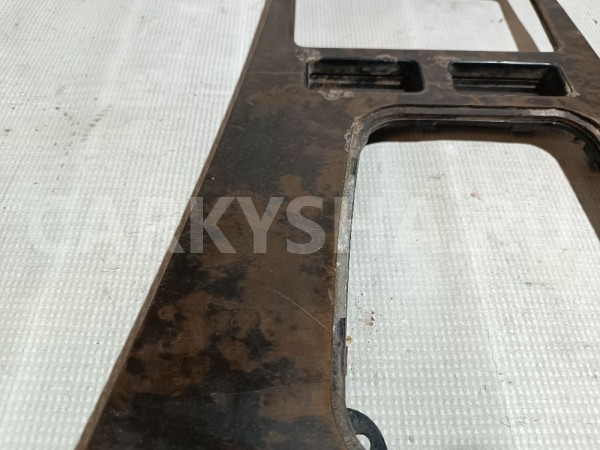 Накладка (кузов внутри) BMW 7er оригинальный номер 51168156668