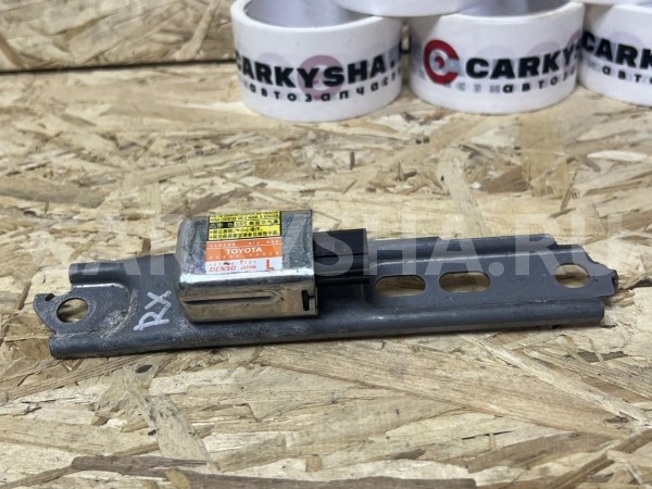 Датчик удара левый Lexus RX II Рестайлинг оригинальный номер 89830-48020