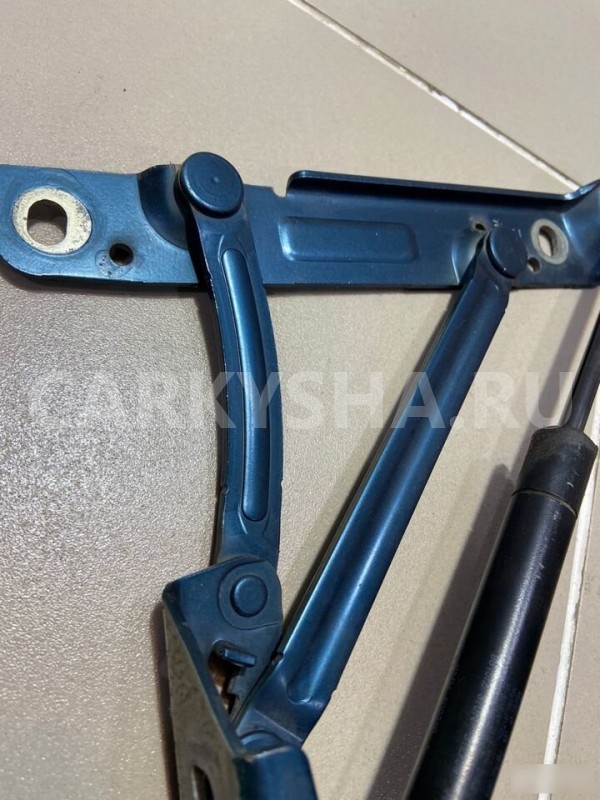 Петли багажника Rover 75 Rover 200 