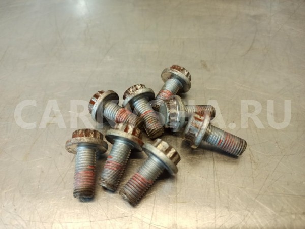 Болт маховика TOYOTA Prius ZVW30L 2ZR-FXE 1.8 2015 Toyota Prius 