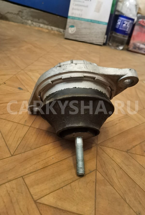 Подушка двигателя Audi 100 