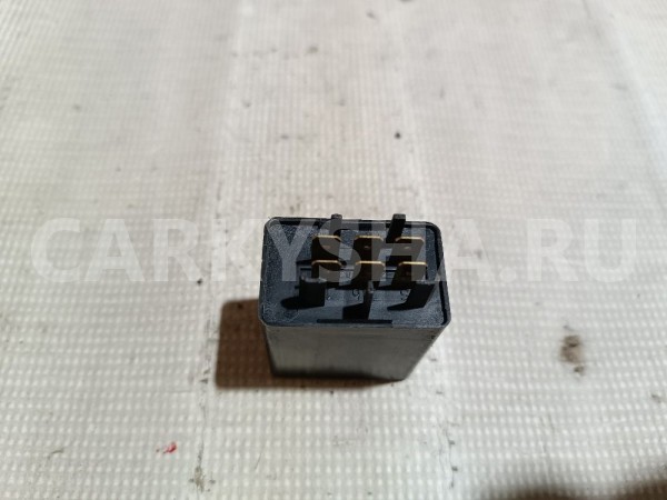 Реле стеклоочистителей Volvo 740 