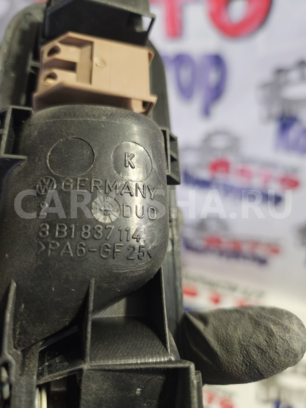 Ручка двери внутренняя Volkswagen Passat 