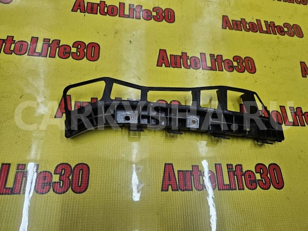 Крепеж бампера Hyundai i30 