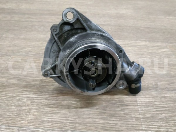 Насос вакуумный BMW X5 оригинальный номер 11667795143