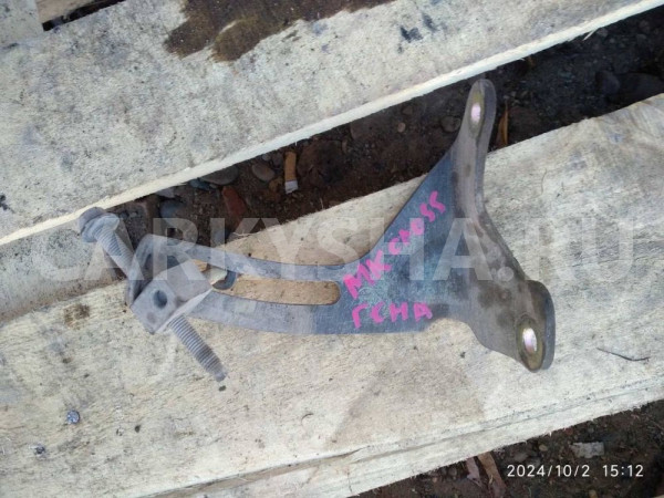 Кронштейн генератора Geely MK Cross I (2010—2016) Geely MK Cross оригинальный номер E090200005