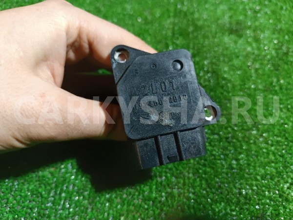 Датчик массового расхода воздуха Mazda 3 