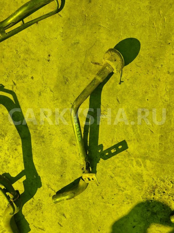 Горловина топливного бака Nissan AD 