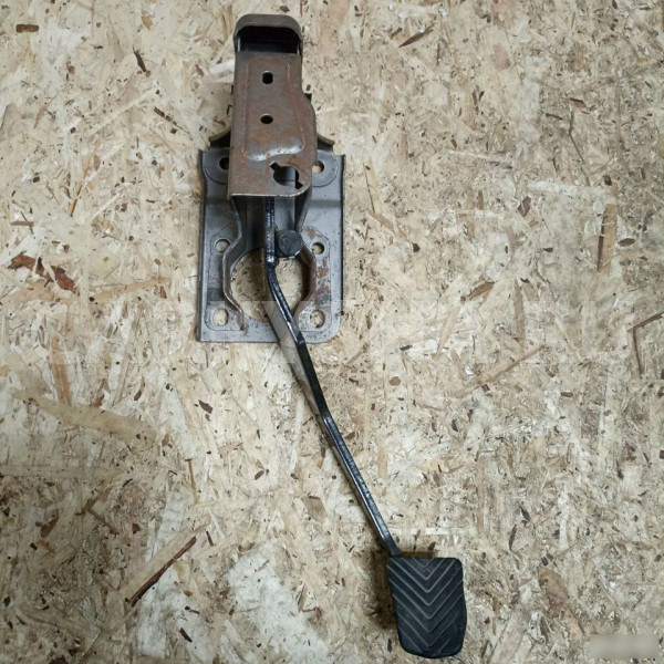 Педаль тормоза mitsubishi lancer 10 Mitsubishi Lancer 