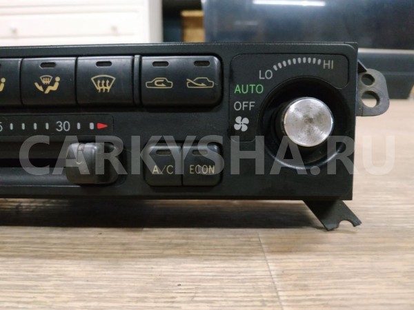 Блок управления климатической установкой Toyota Corolla 