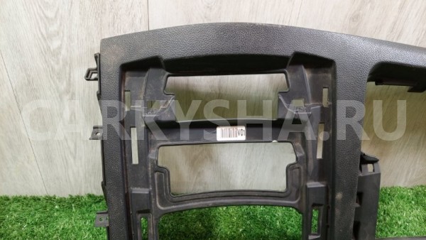 Накладка торпедо декоративная Hyundai i40 2015 Hyundai i40 оригинальный номер 845423Z000