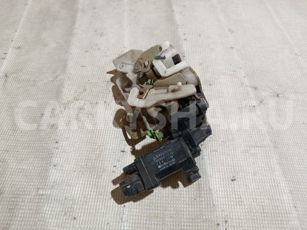 Замок двери задней правой Mitsubishi Galant оригинальный номер MB887410