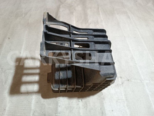 Резонатор воздушного фильтра Mazda 6 