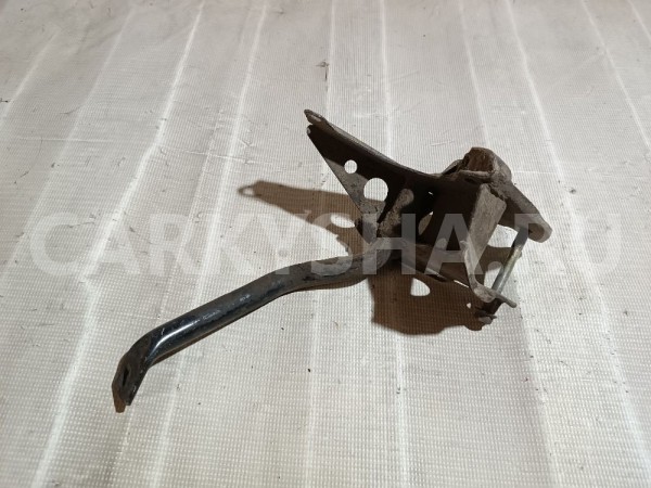 Кронштейн двигателя задний Nissan Sunny оригинальный номер 1133250Y01