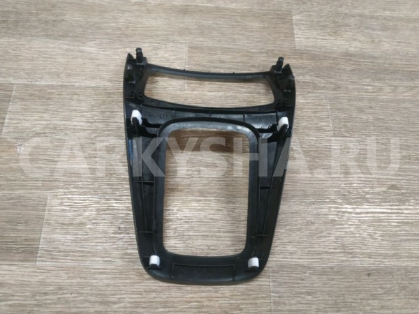 Накладка (кузов внутри) Toyota Avensis 