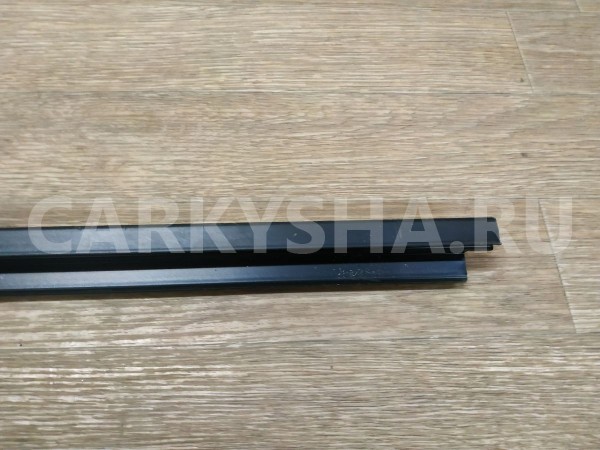 Бархотка двери передней левой внутренняя Ford Mondeo 