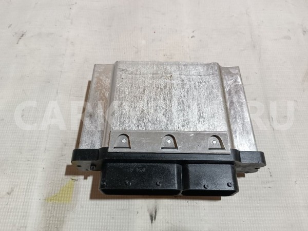 Блок управления двигателем Volkswagen Golf 