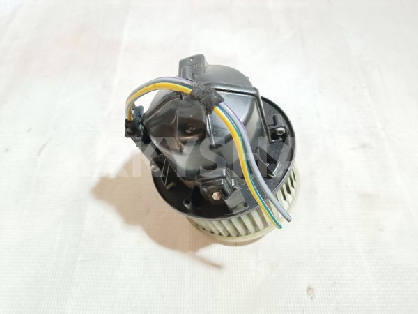 Мотор отопителя Land Rover Freelander оригинальный номер 6G9N18D413BA