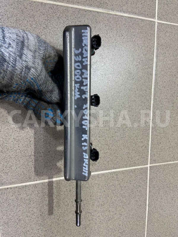 Рампа с форсунками Nissan March, K13 Nissan Note оригинальный номер FBY11H0