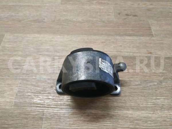 Опора двигателя передняя Opel Astra 