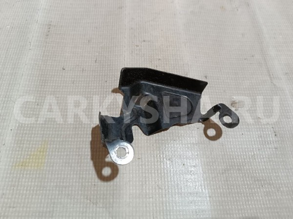 Кожух замка капота Ford Mondeo оригинальный номер 2043615