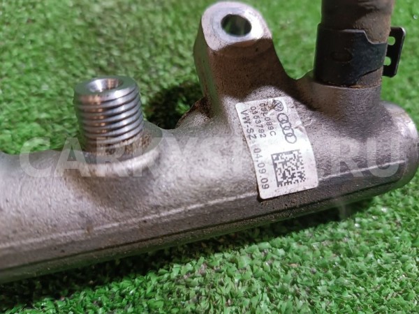 Датчик давления топлива Volkswagen Tiguan оригинальный номер 03L906051