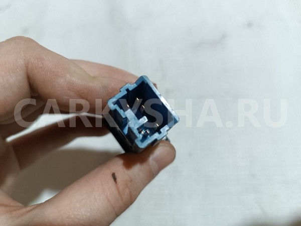 Кнопка многофункциональная Mitsubishi Diamante 