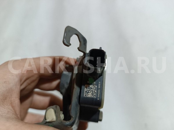 Датчик регулировки дорож. просвета Ford Mondeo оригинальный номер 5317299