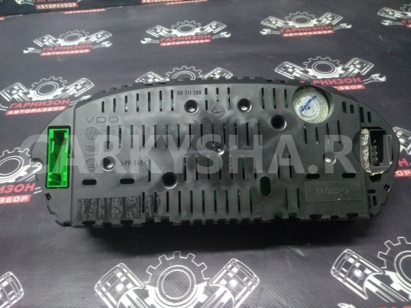 Панель щиток приборов Шкода Фабия Skoda Fabia 1 Skoda Fabia оригинальный номер 6Y0920883M