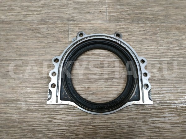 Крышка коленвала задняя Toyota Mark II 