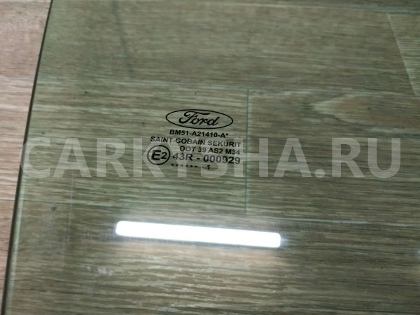 Стекло двери передней правой Ford Focus 
