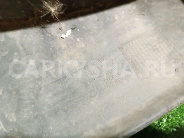 Брызговик задний Volkswagen Tiguan оригинальный номер 5N0075101