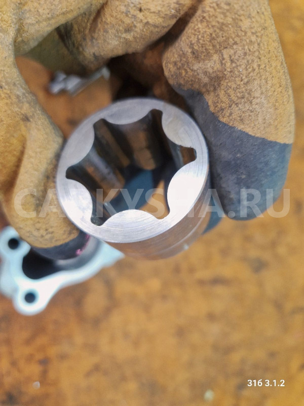 Масляный насос mazda 3BK 6GG LF17 1.8/2.0 Mazda 2 