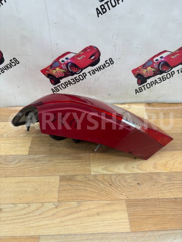 фонарь задний правый Skoda Fabia оригинальный номер 5J6945112A