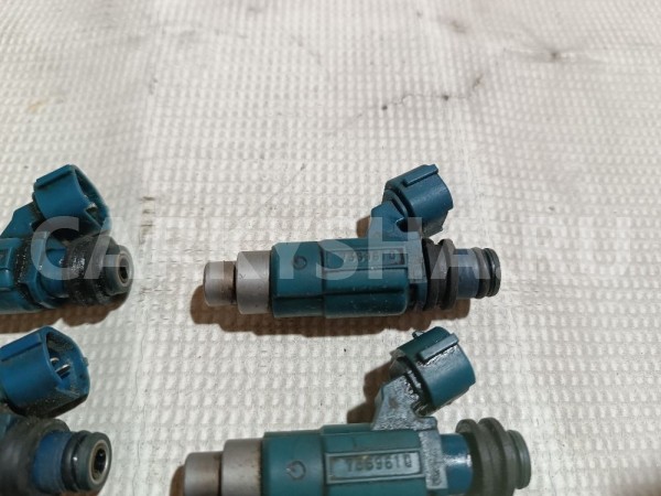 Форсунки топливные к-кт Mitsubishi Diamante 