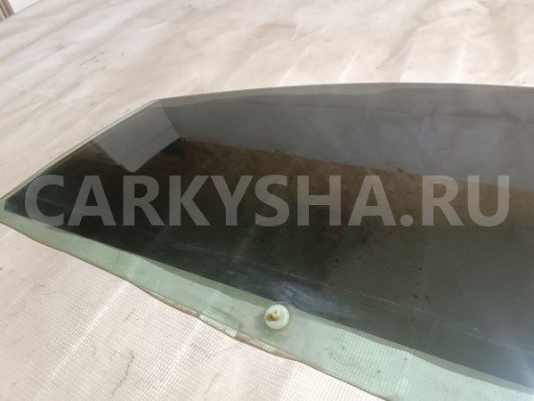 Стекло двери передней левой Ford Fiesta 