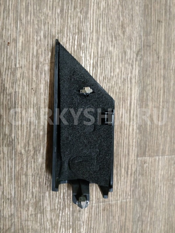 Накладка зеркала внутренняя правая Ssang Yong Actyon 