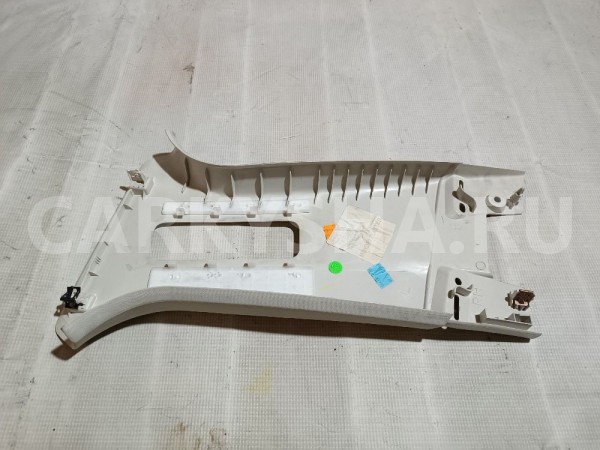 Накладка центральной стойки крыши правая Ford Mondeo 