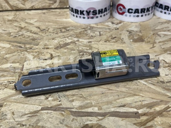 Датчик удара правый Lexus RX II Рестайлинг оригинальный номер 89860-48020