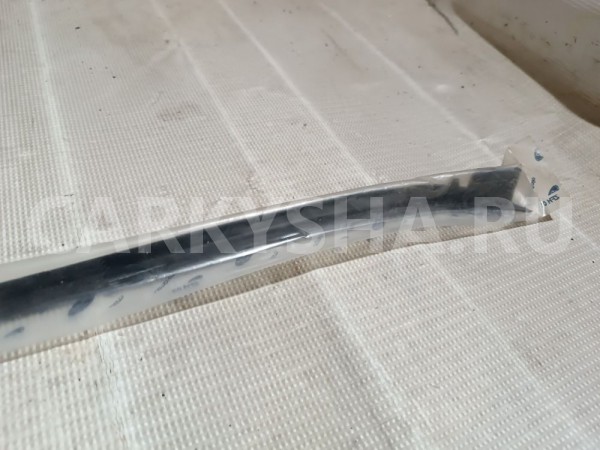 Молдинг лобового стекла правый Ford Mondeo 