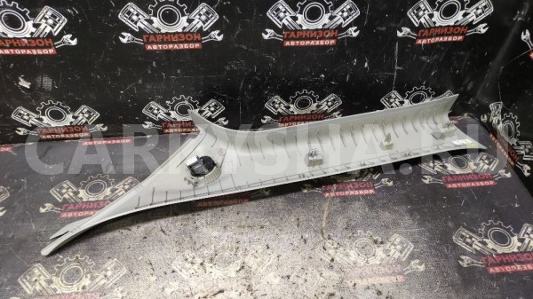 Обшивка передней правой стойки Шевроле Авео Т300 Chevrolet Aveo оригинальный номер 95939050