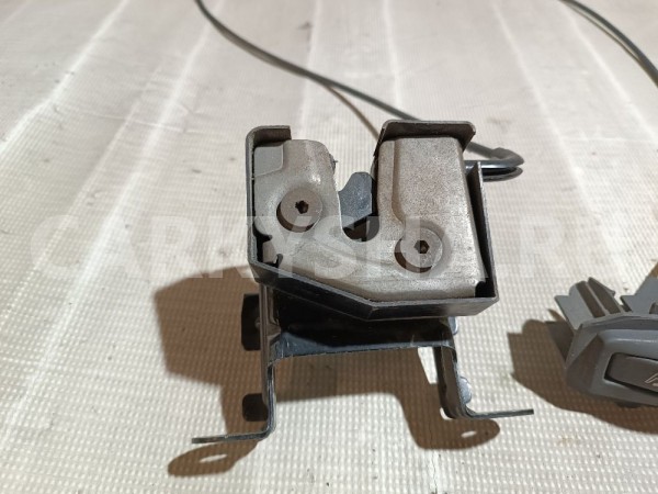 Замок спинки сиденья Volvo S80 