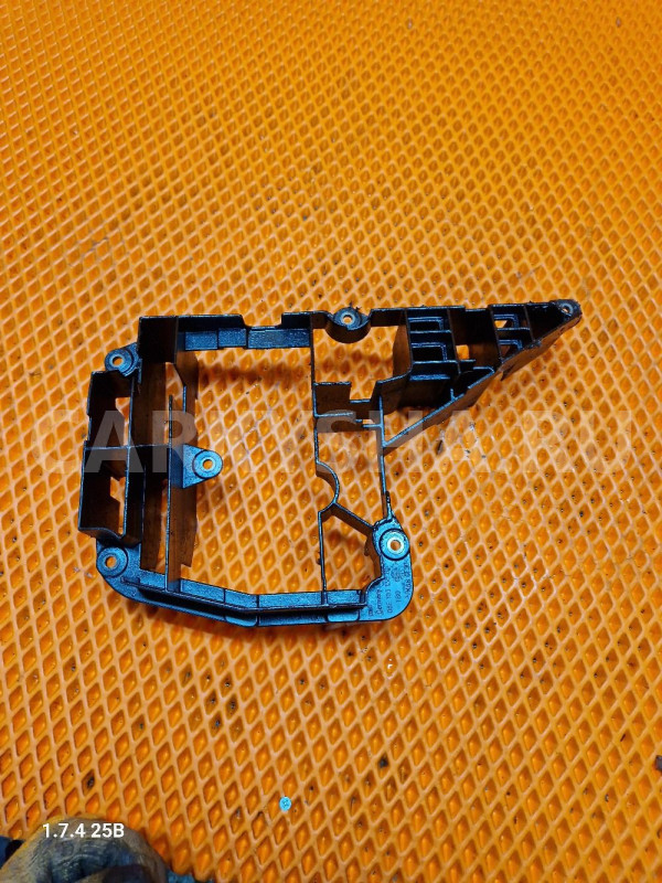 Маслоотражатель audi a6 c6 auk bpk 3.2 Audi 200 оригинальный номер 06e103138b